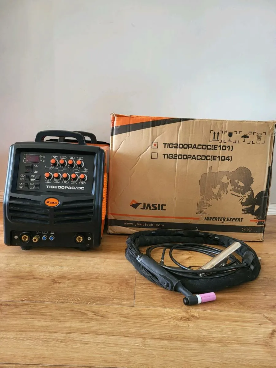Jasic Tig 200 A AC/DC FOR ALUMINUM - Image 4