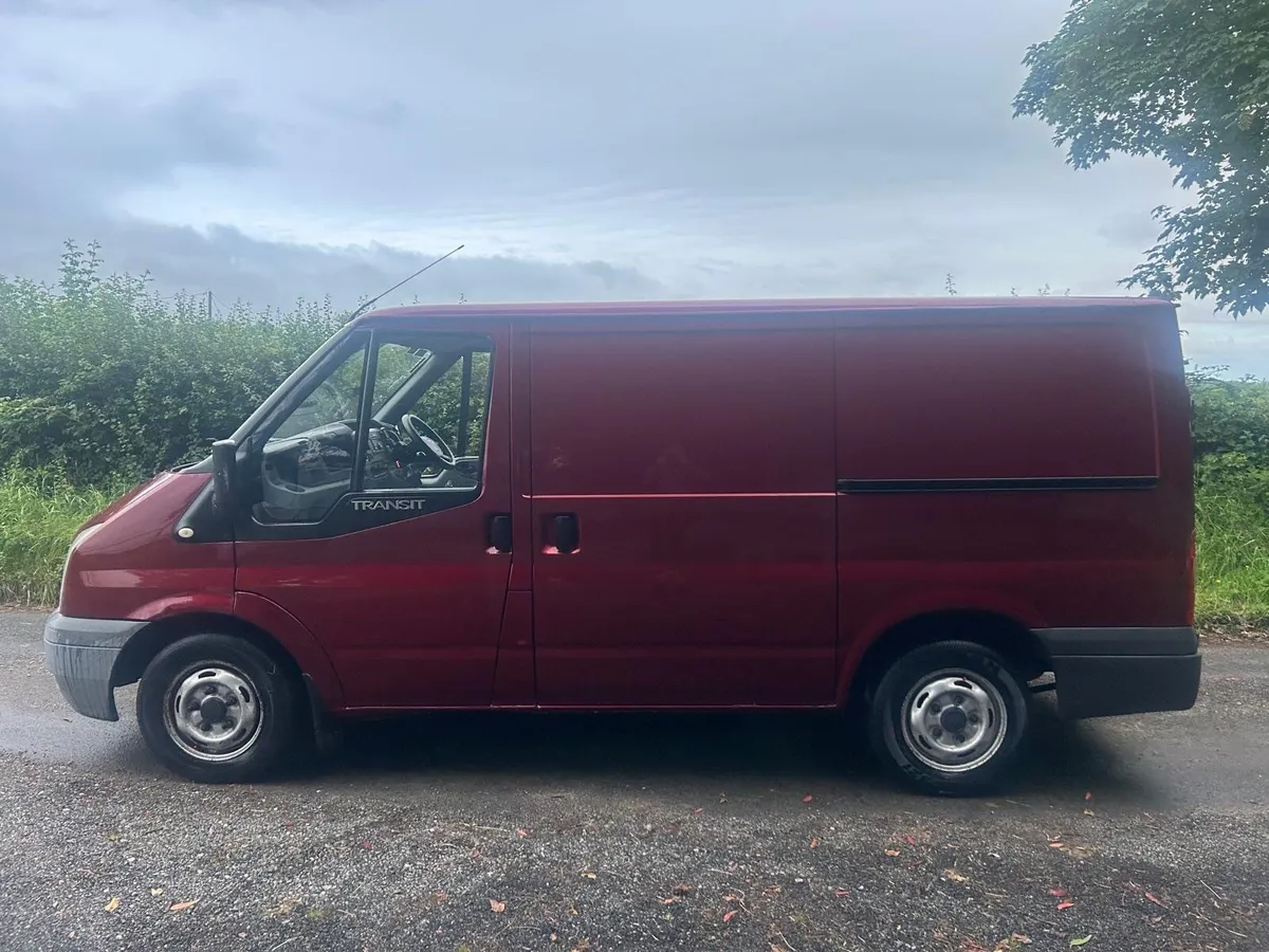 Ford Transit 2.2Ltr  T260 SWB  2009 - Image 3
