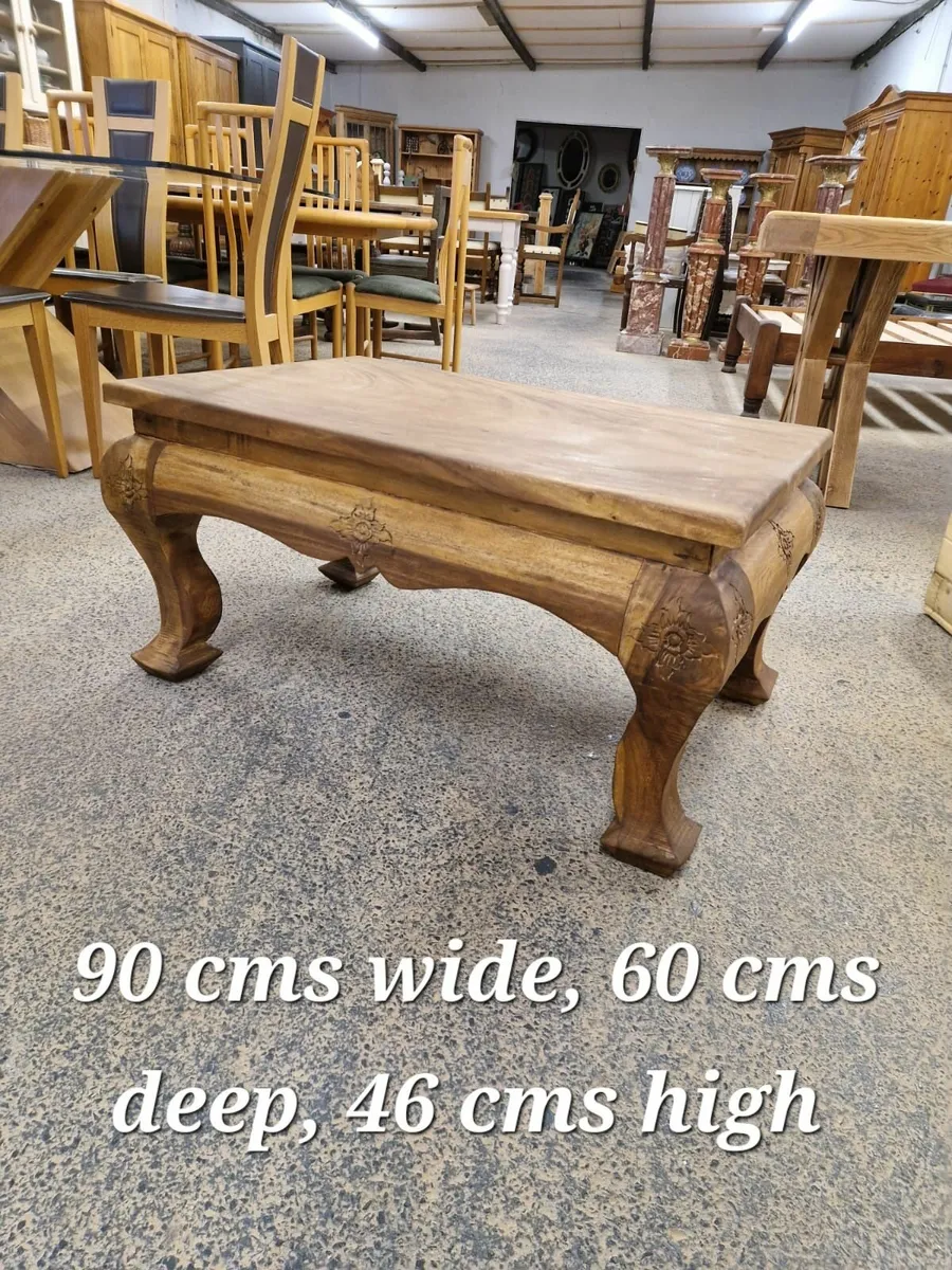Vintage carved oak coffee table - Image 1