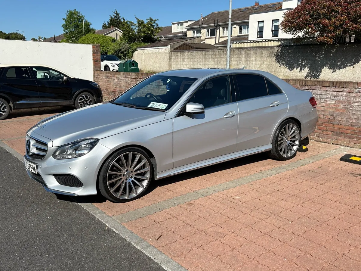 Mercedes E220d - Image 1