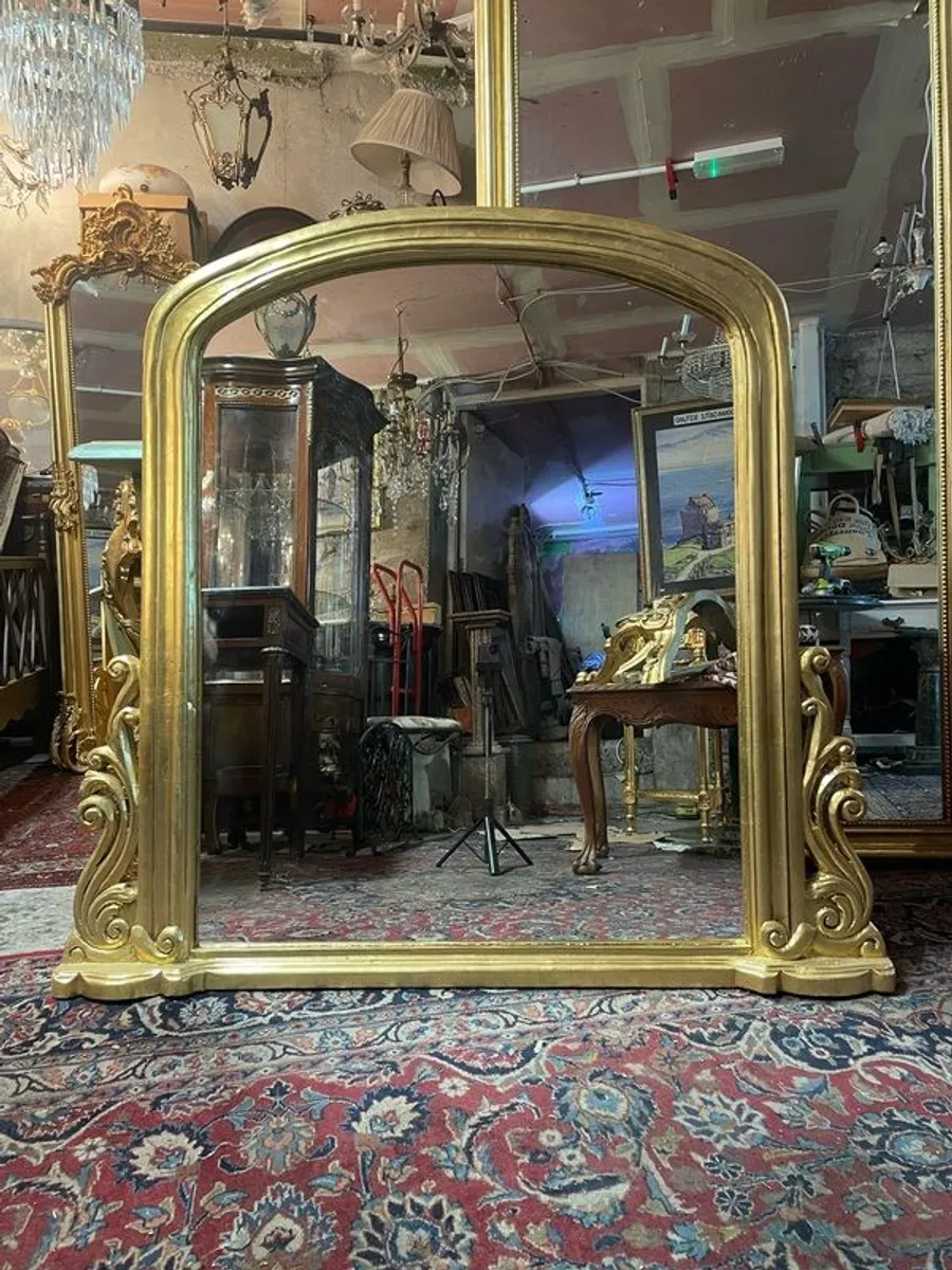 Gilt wood overmantle mirror. Uneven frame. - Image 1