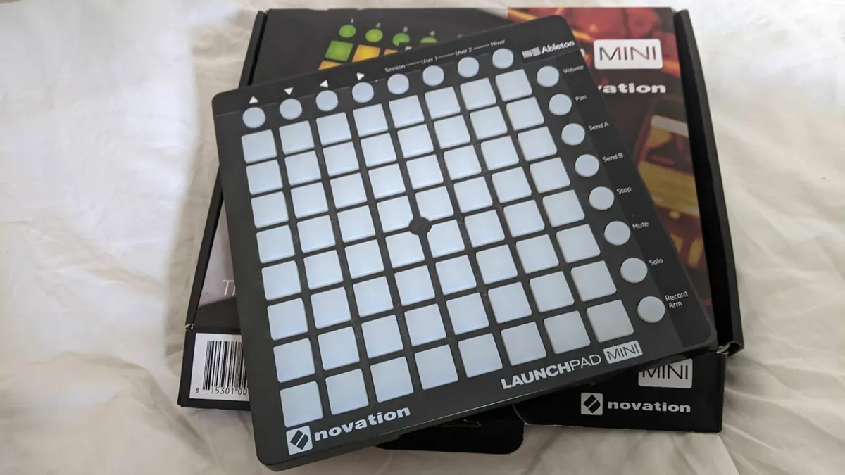 Novation Launch Pad mini Mk2 - Image 1