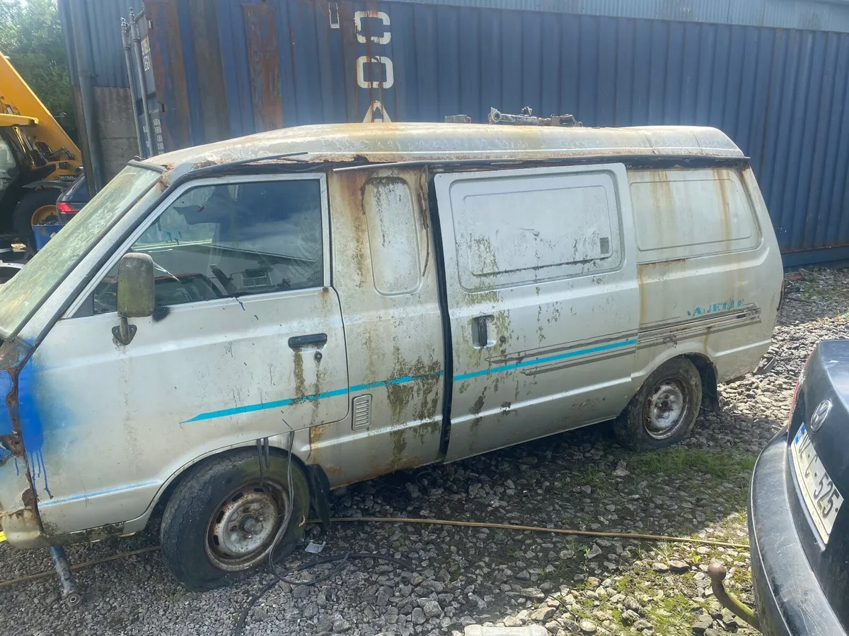 Nissan Vanette 1994 2.0L - Image 1