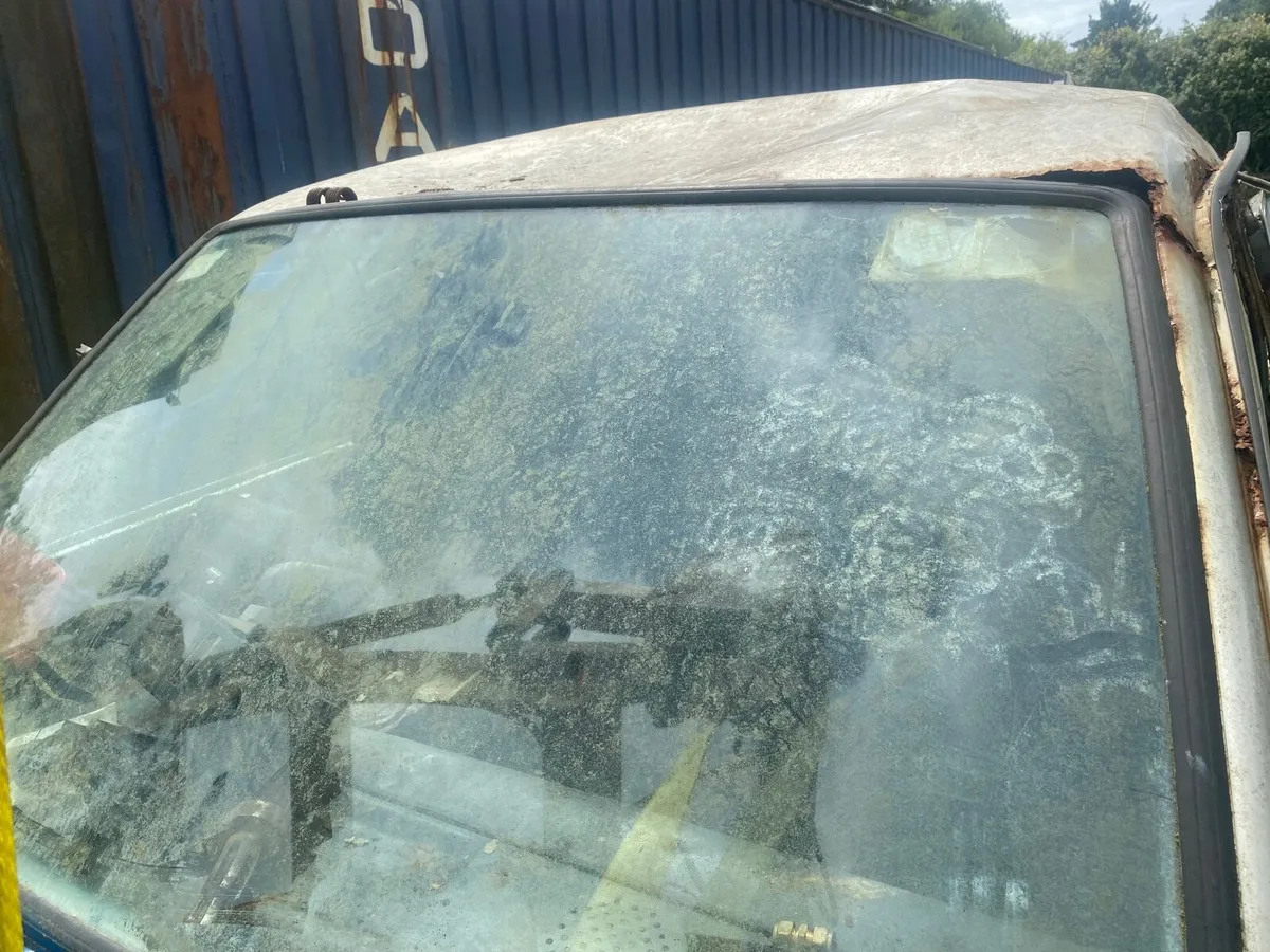 Nissan Vanette 1994 2.0L - Image 4