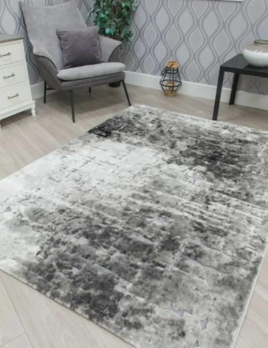 BRAND NEW RUGS