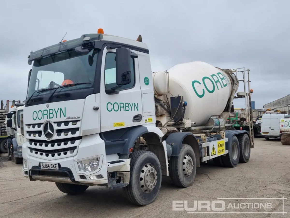 2014 Mercedes Arocs - Image 1