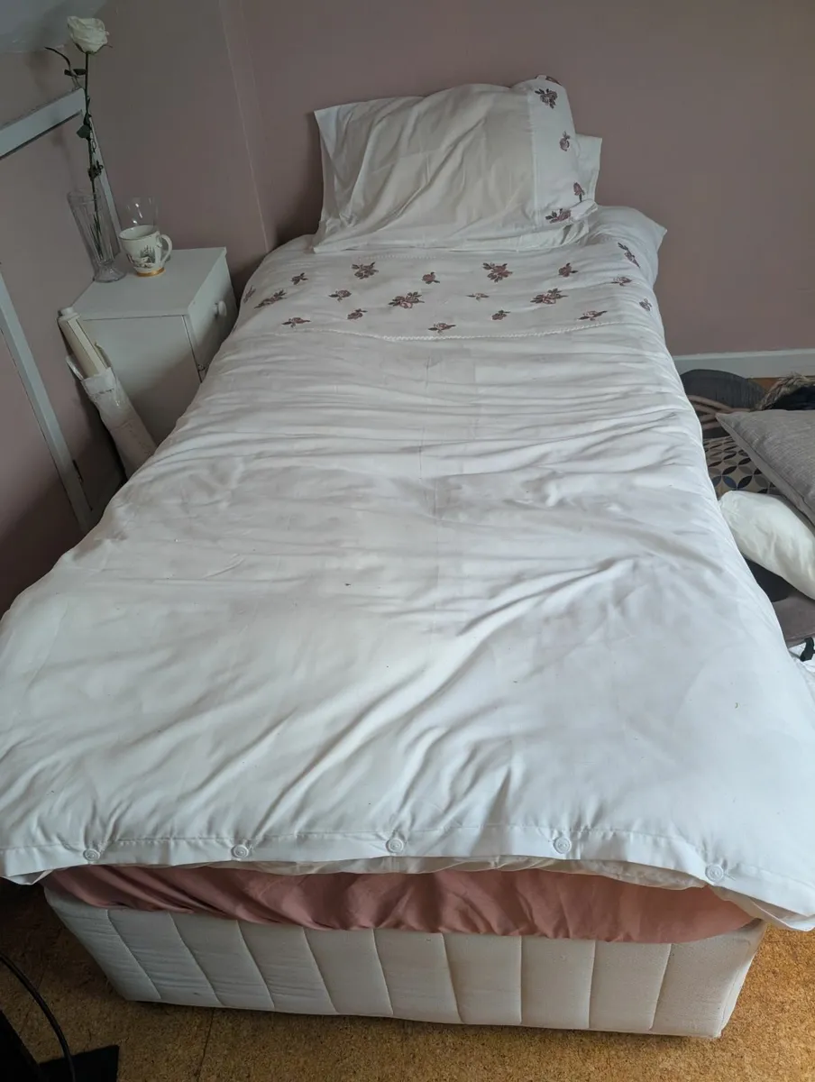 Single Bed