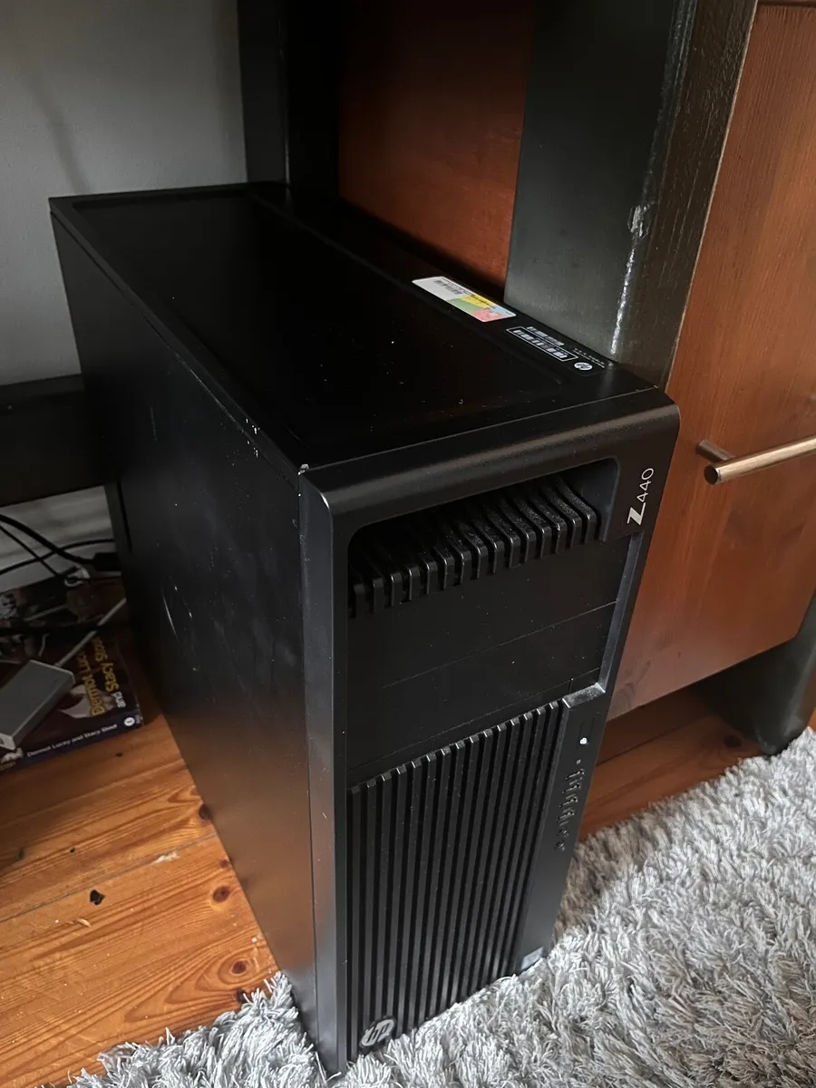 Hp z440 pc - Image 1