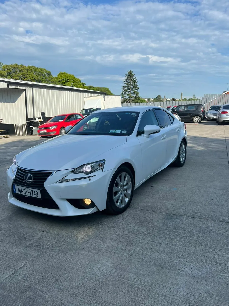 Lexus IS 2014 - Image 4
