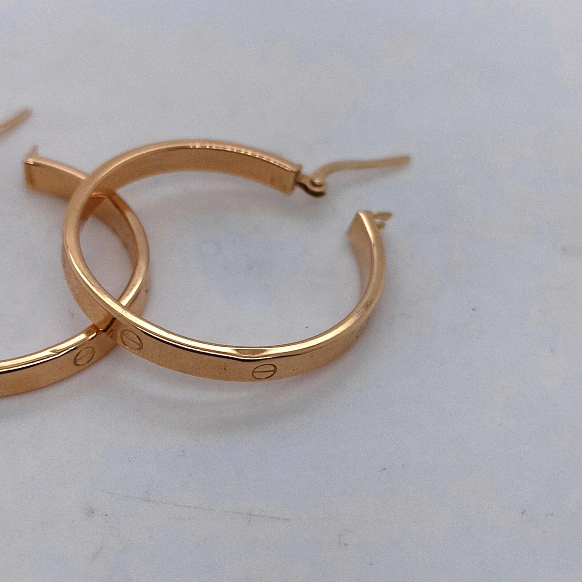 Cartier Style Hoops Earrings , 18k Yellow Gold - Image 2