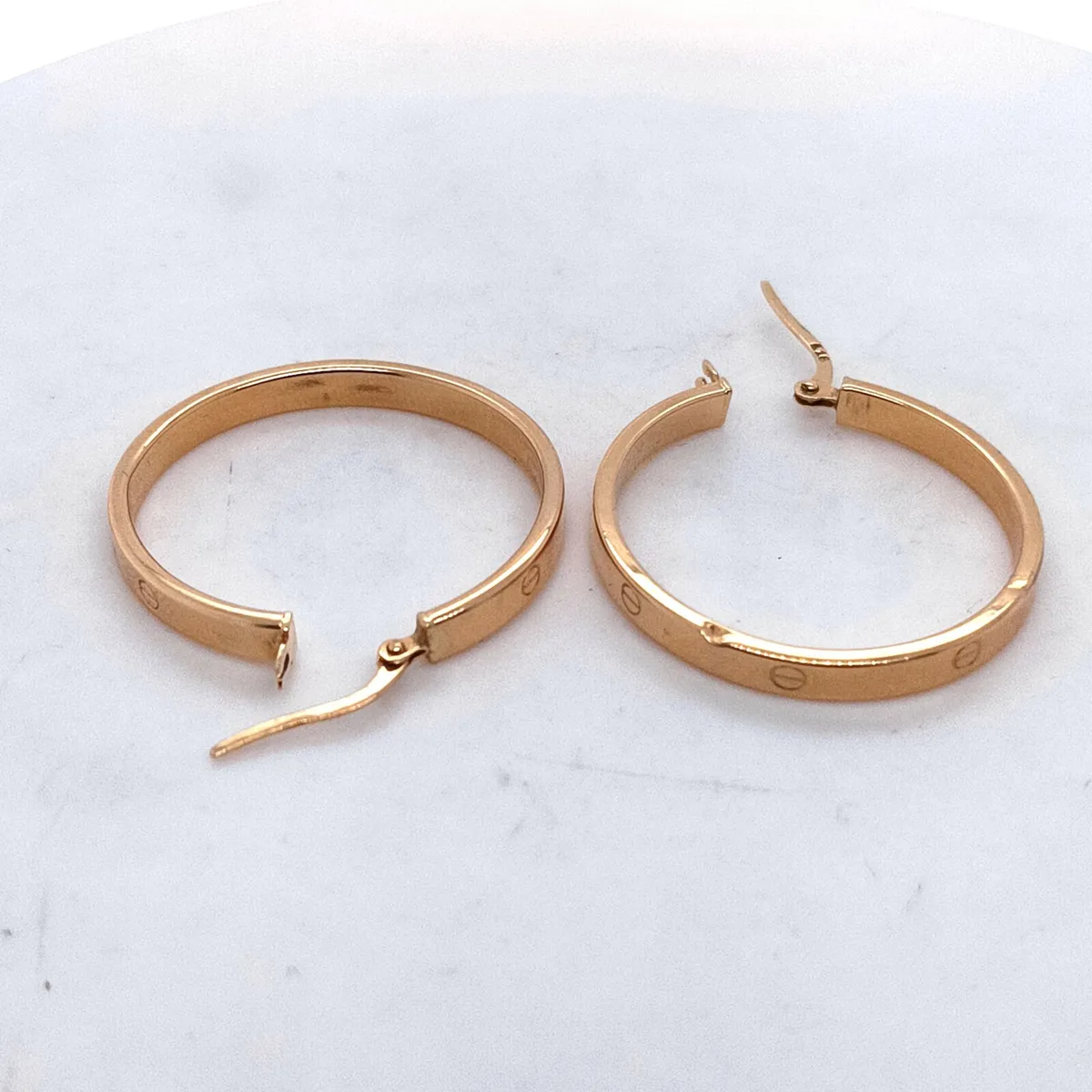 Cartier Style Hoops Earrings , 18k Yellow Gold - Image 4