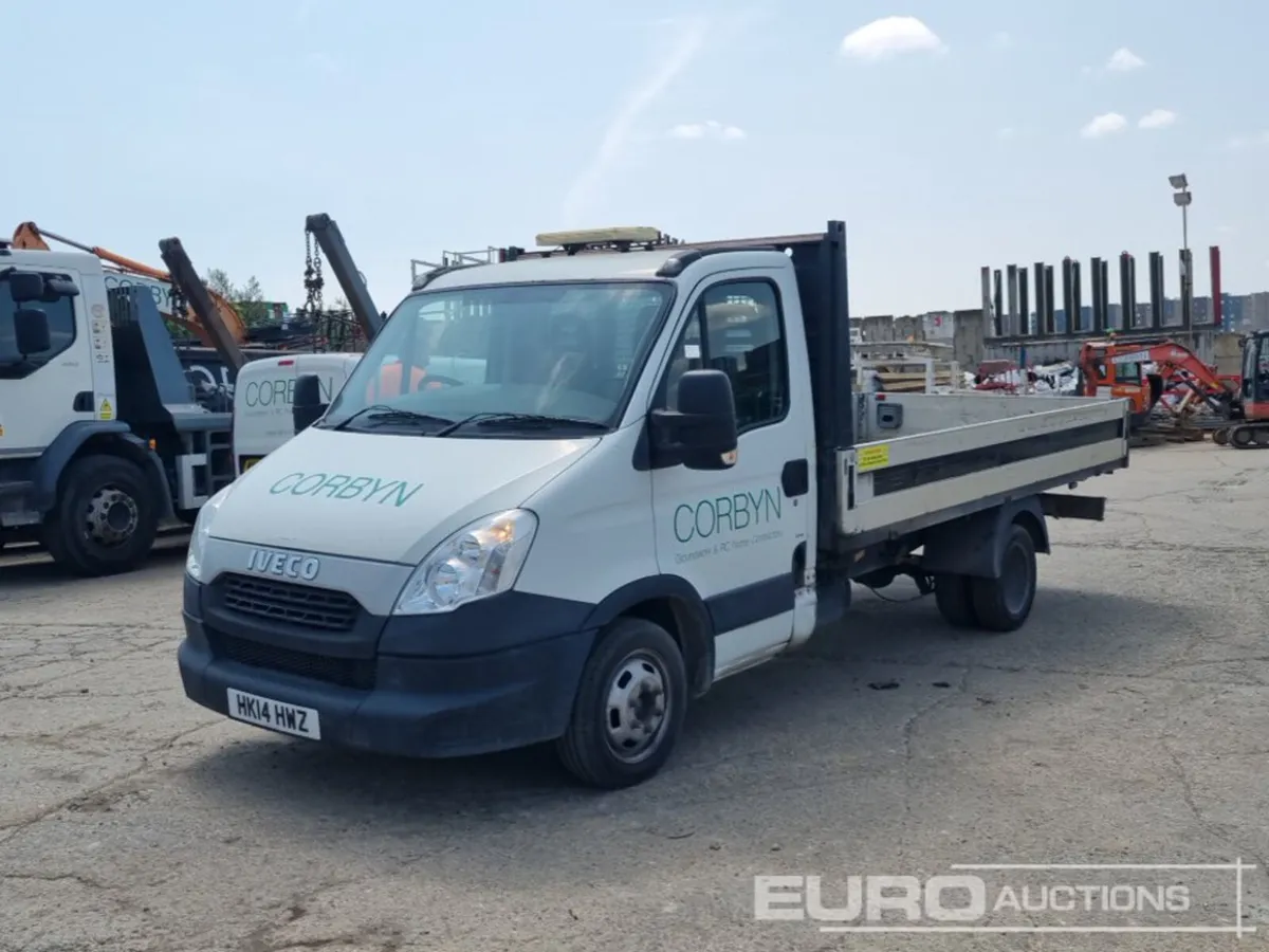 2017 Iveco 35C12 - Image 2