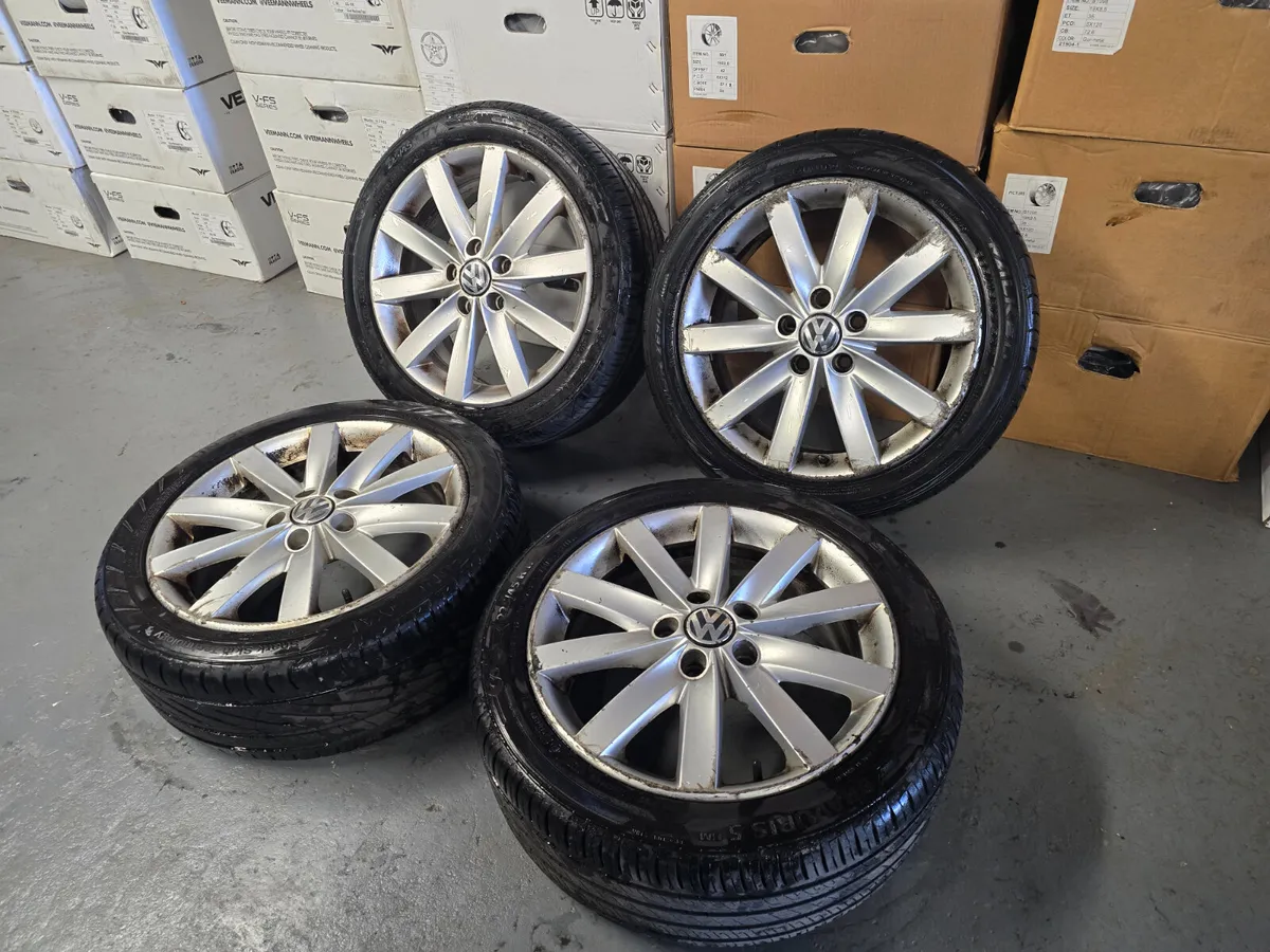 17" Volkswagen Jetta Highline Alloys - Image 1