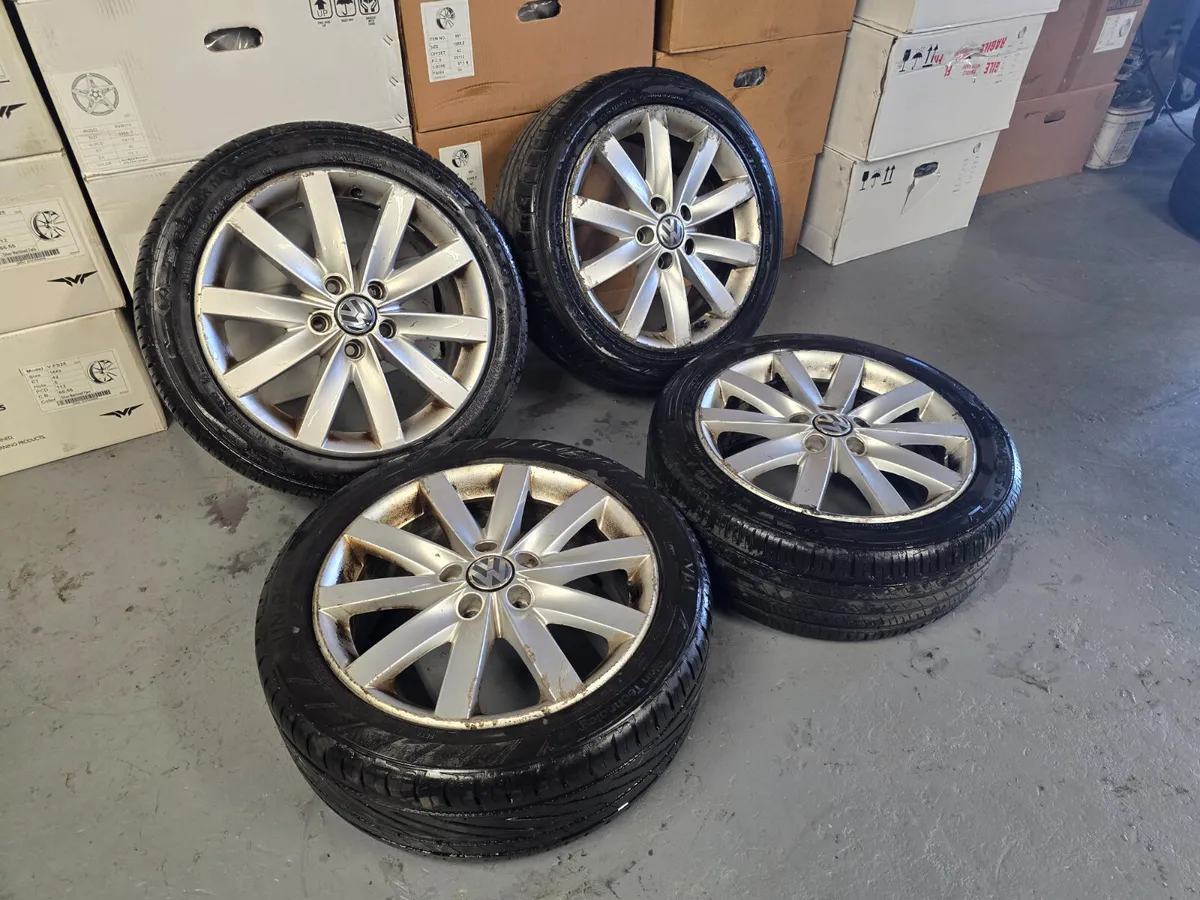 17" Volkswagen Jetta Highline Alloys - Image 3