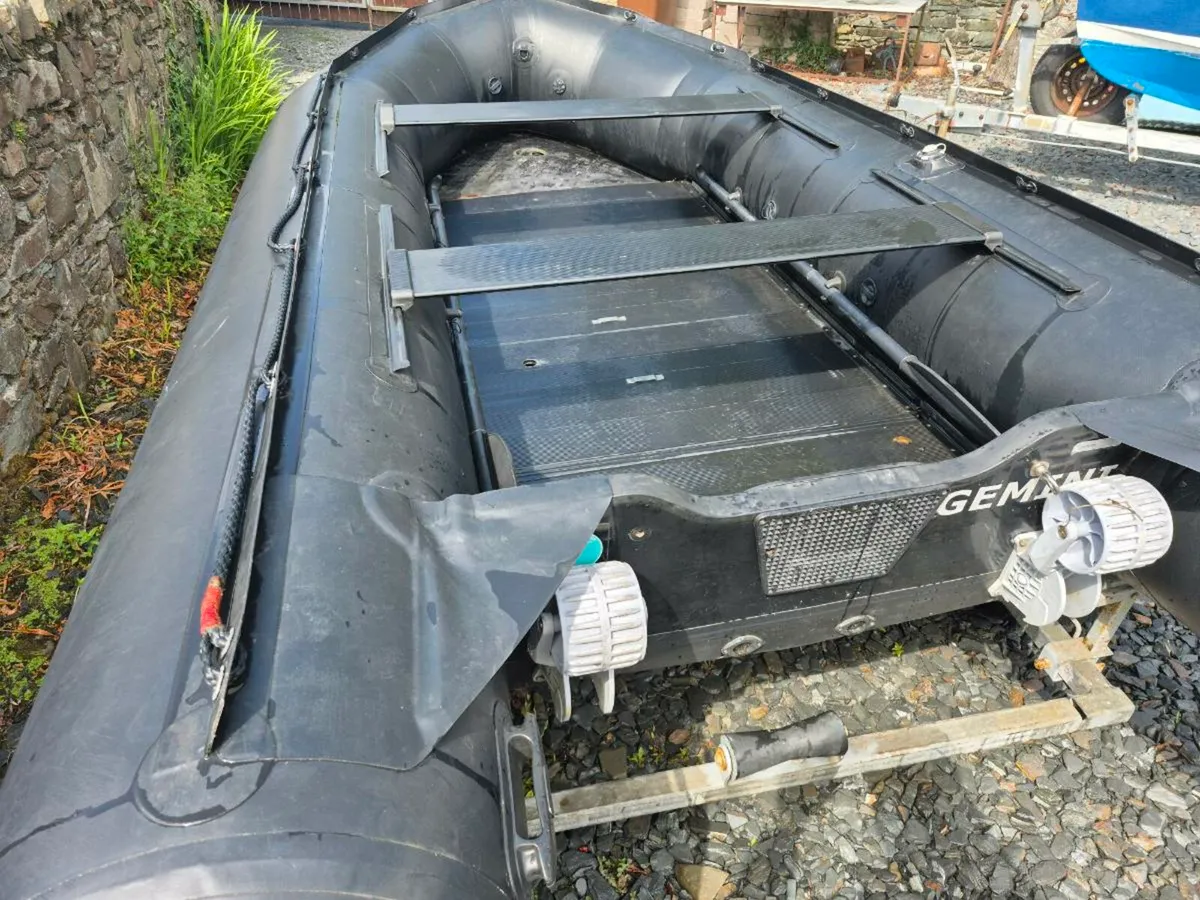 Excel Vanguard 4.3m SIB boat and trailer - Image 3