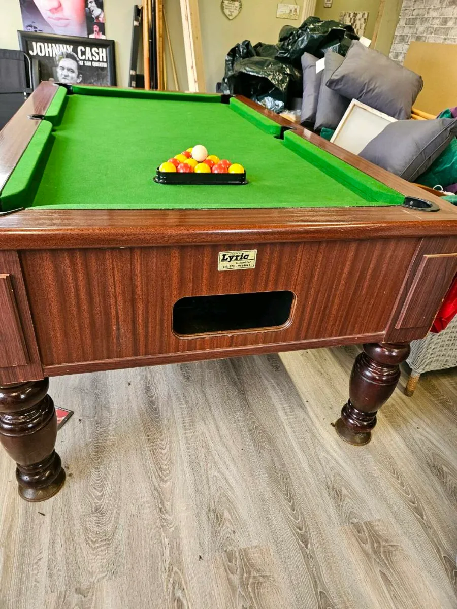Pool table - Image 2