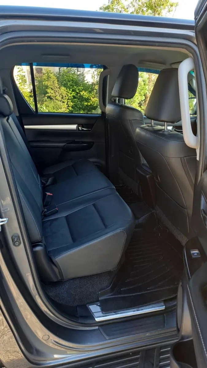 Toyota Hilux 2018 - Image 4