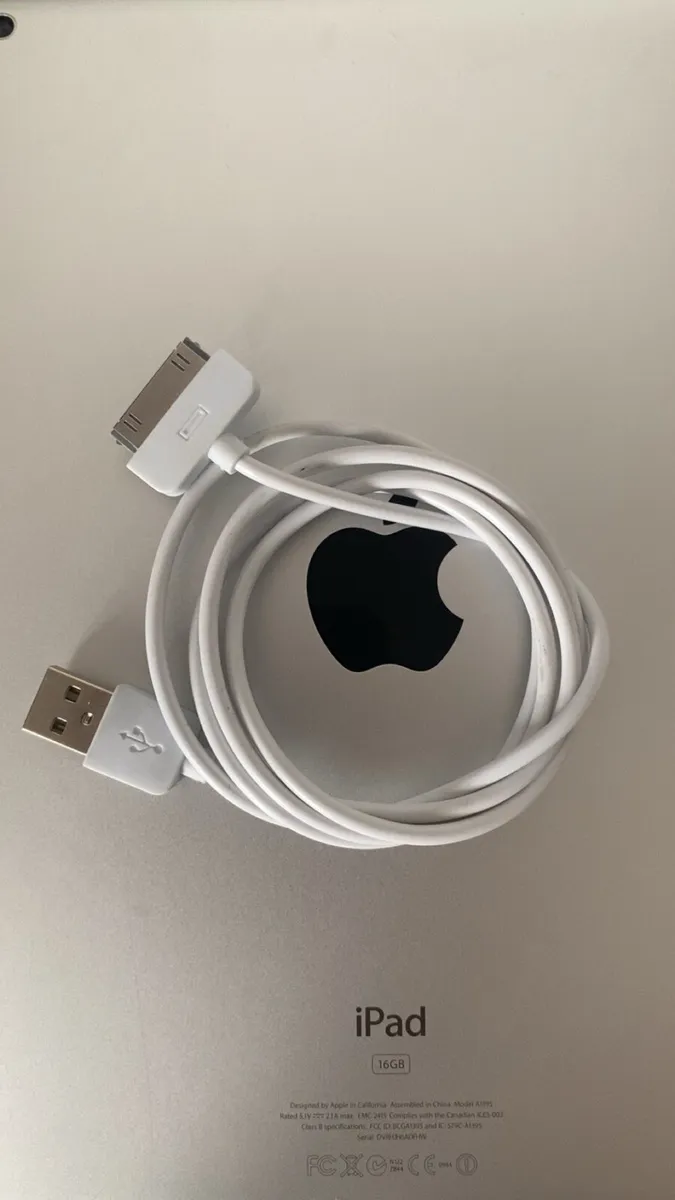 Apple Ipad gen 4 - Image 1
