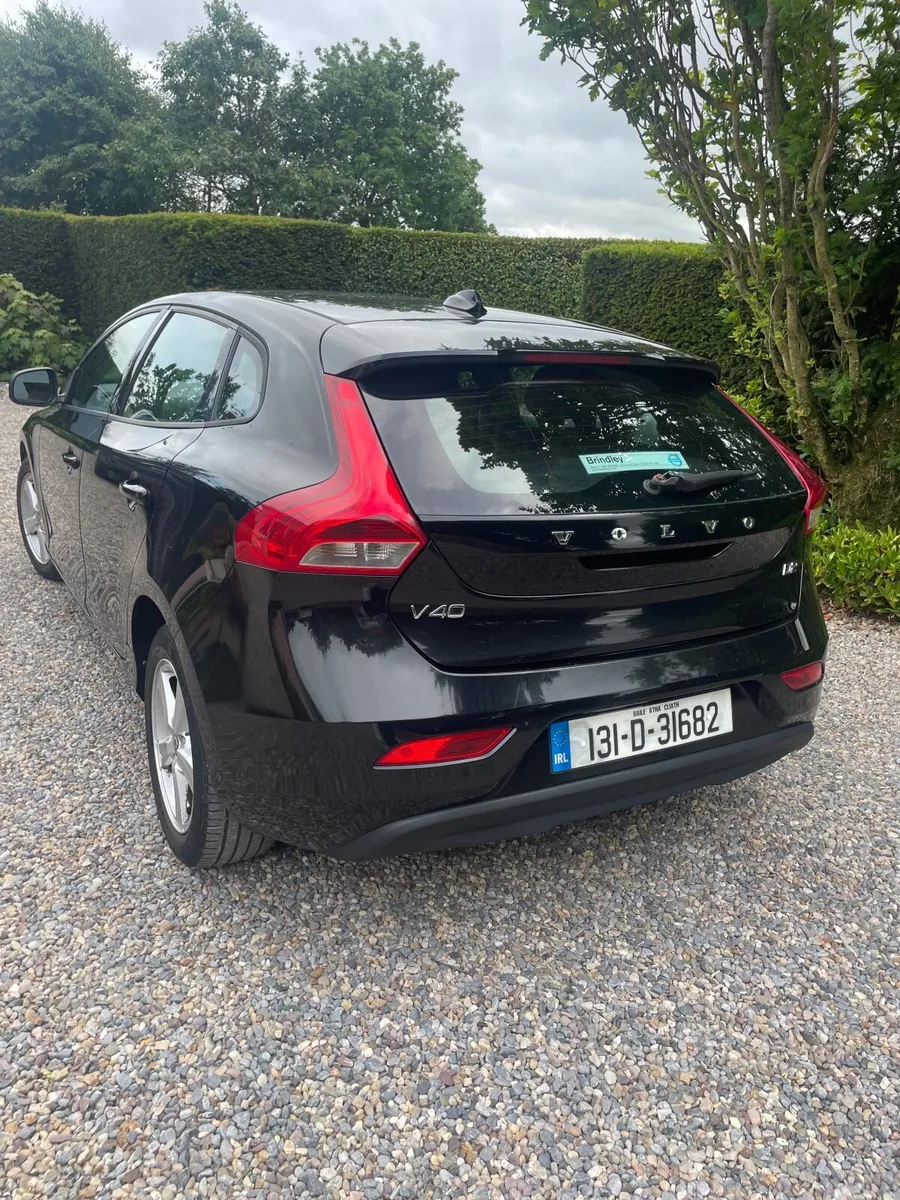 Volvo V40 2013 - Image 4