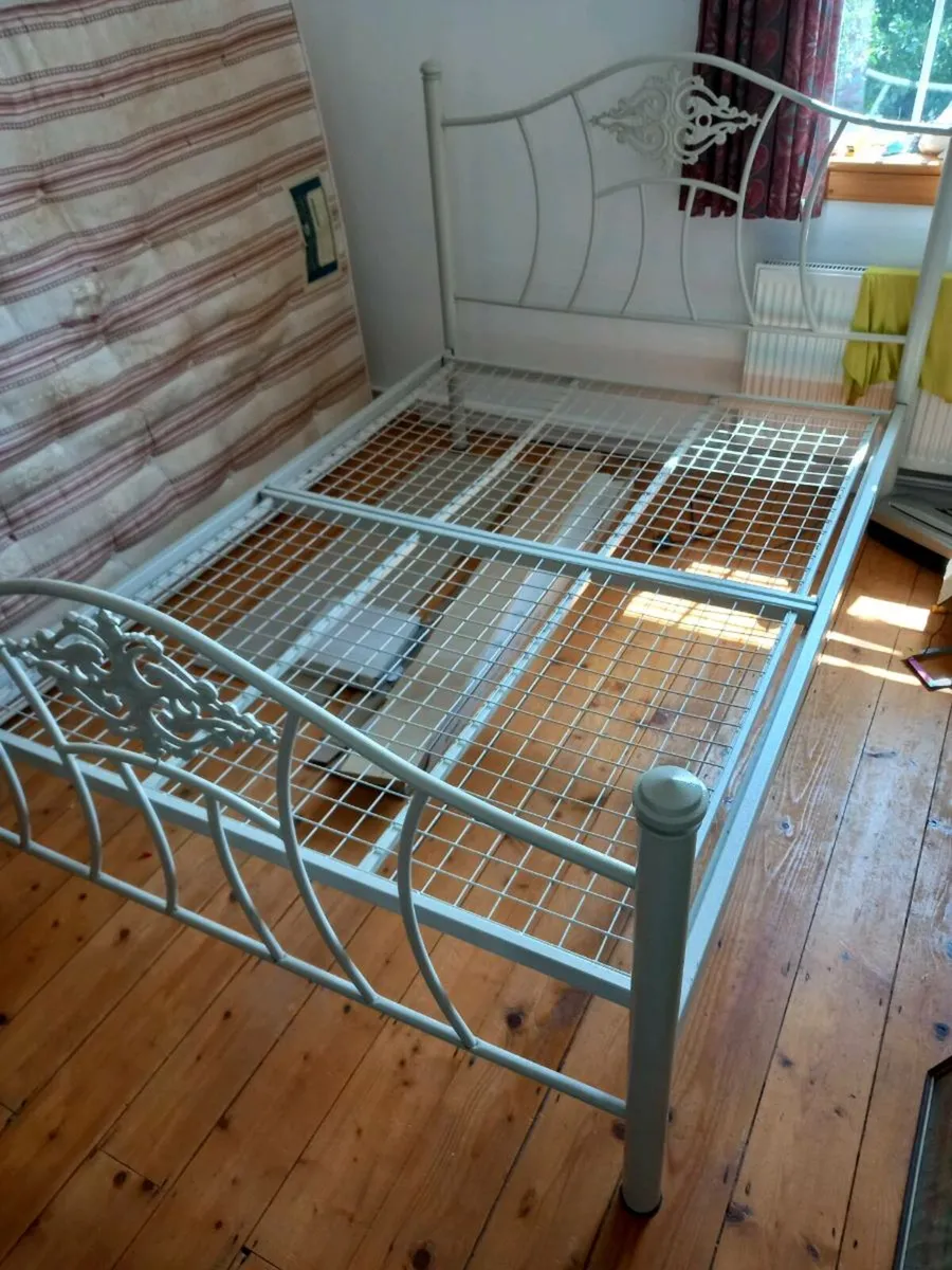 Double Bed - Image 1