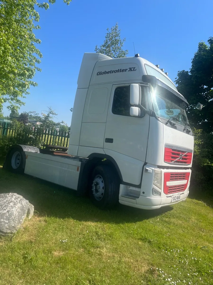 Volvo 2011 fh13 500 xl globetrotter - Image 1