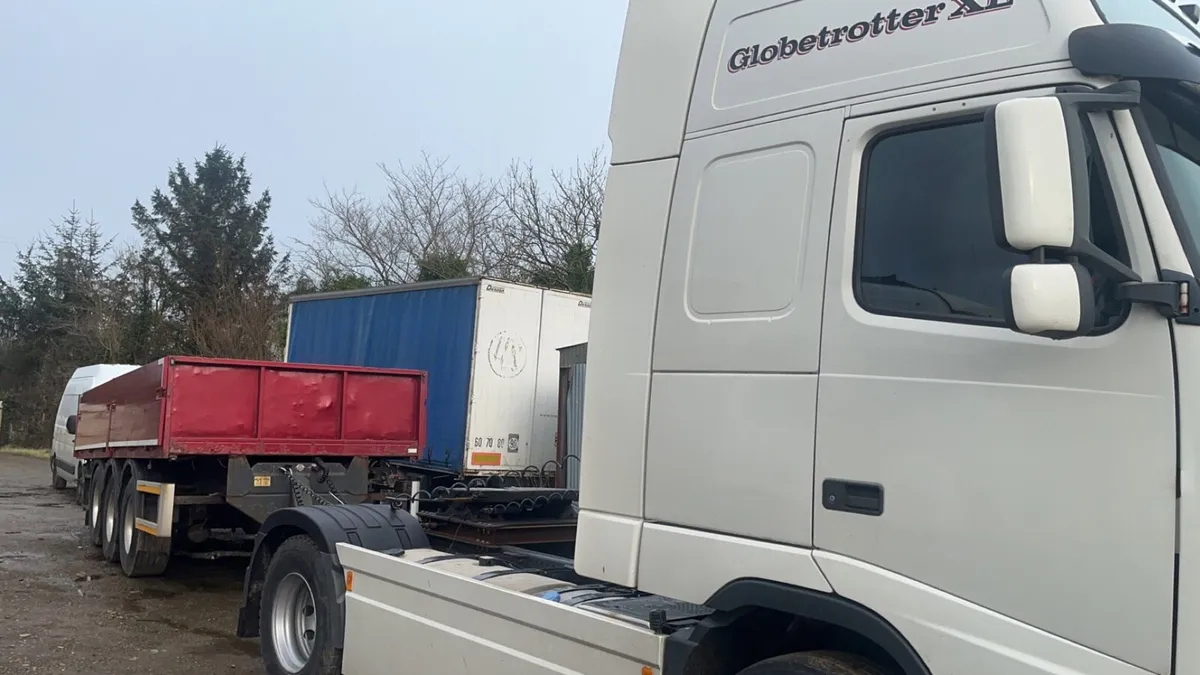 Volvo 2011 fh13 500 xl globetrotter - Image 4