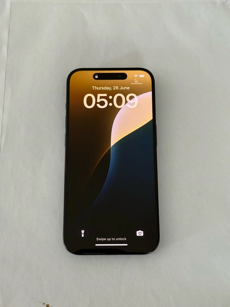 iPhone 15 pro - Image 1