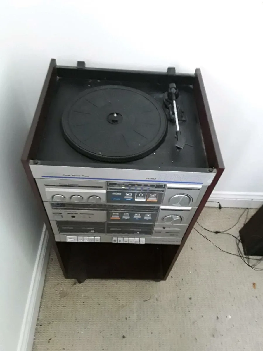 Amstrad music centre vinyl cassette and radio - Image 1