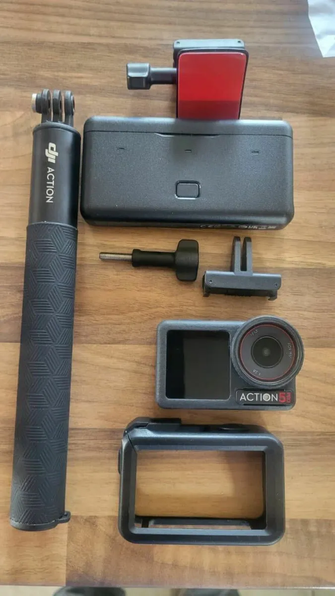 DJI Osmo Action 5 Pro Adventure Combo - Image 1