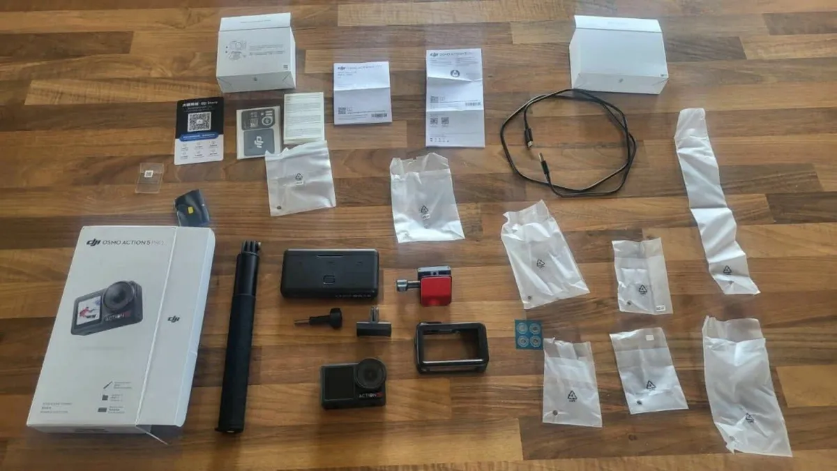 DJI Osmo Action 5 Pro Adventure Combo - Image 2