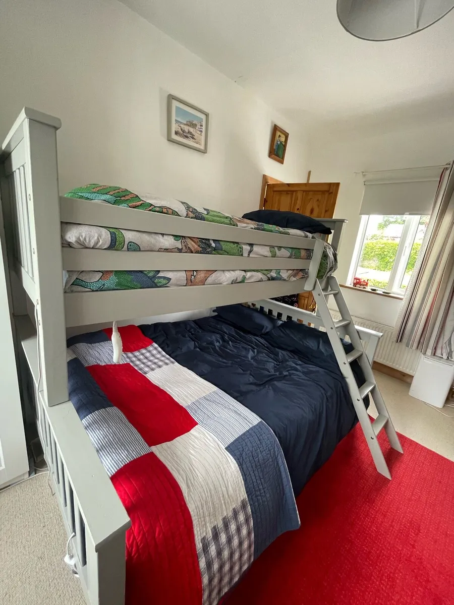 Triple bunk bed - Image 2