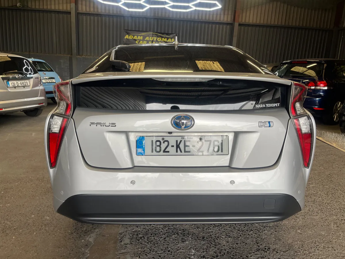 Toyota Prius 2018 - Image 4