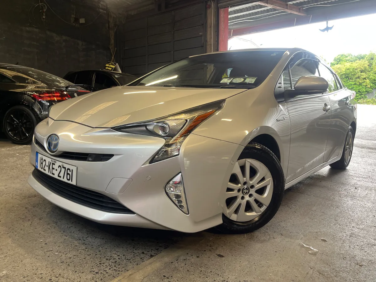 Toyota Prius 2018 - Image 2