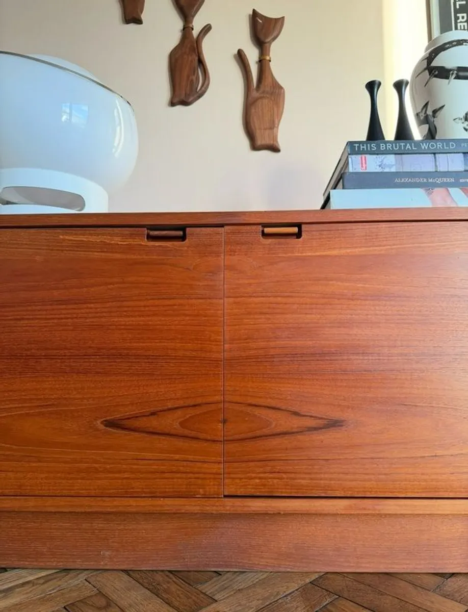 mid century sideboard - Image 3