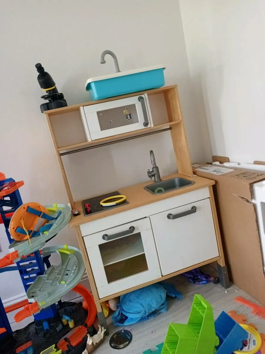 kids kitchen
