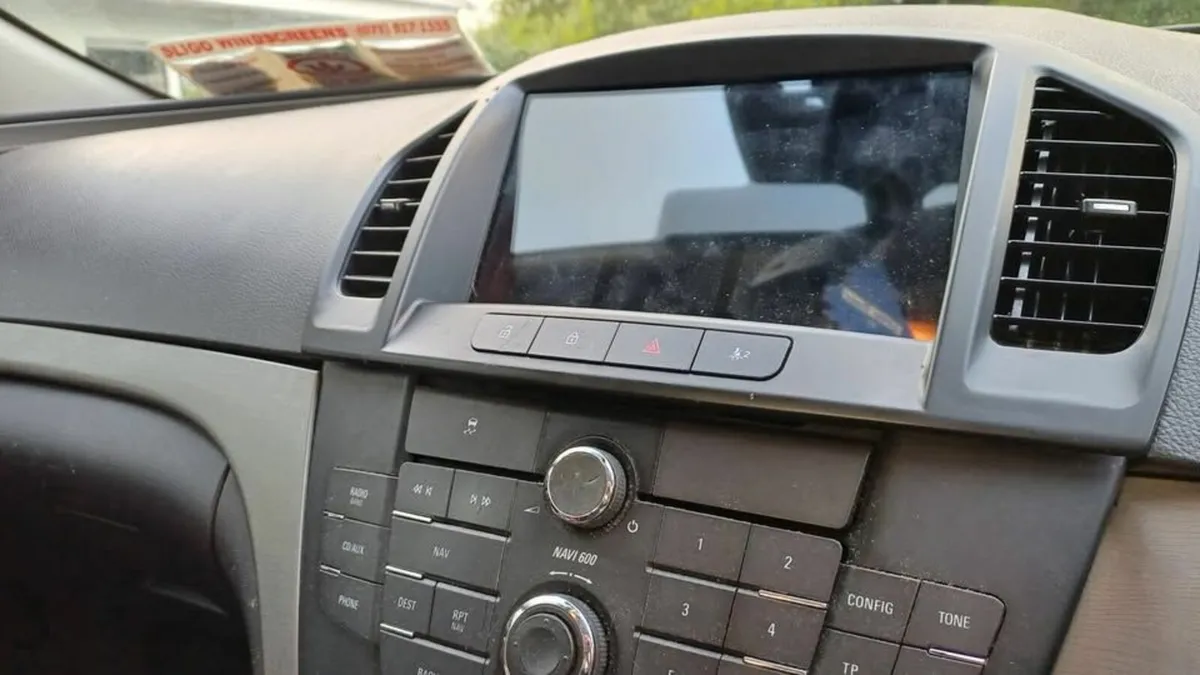Vauxhall Insignia 2012 - Image 2