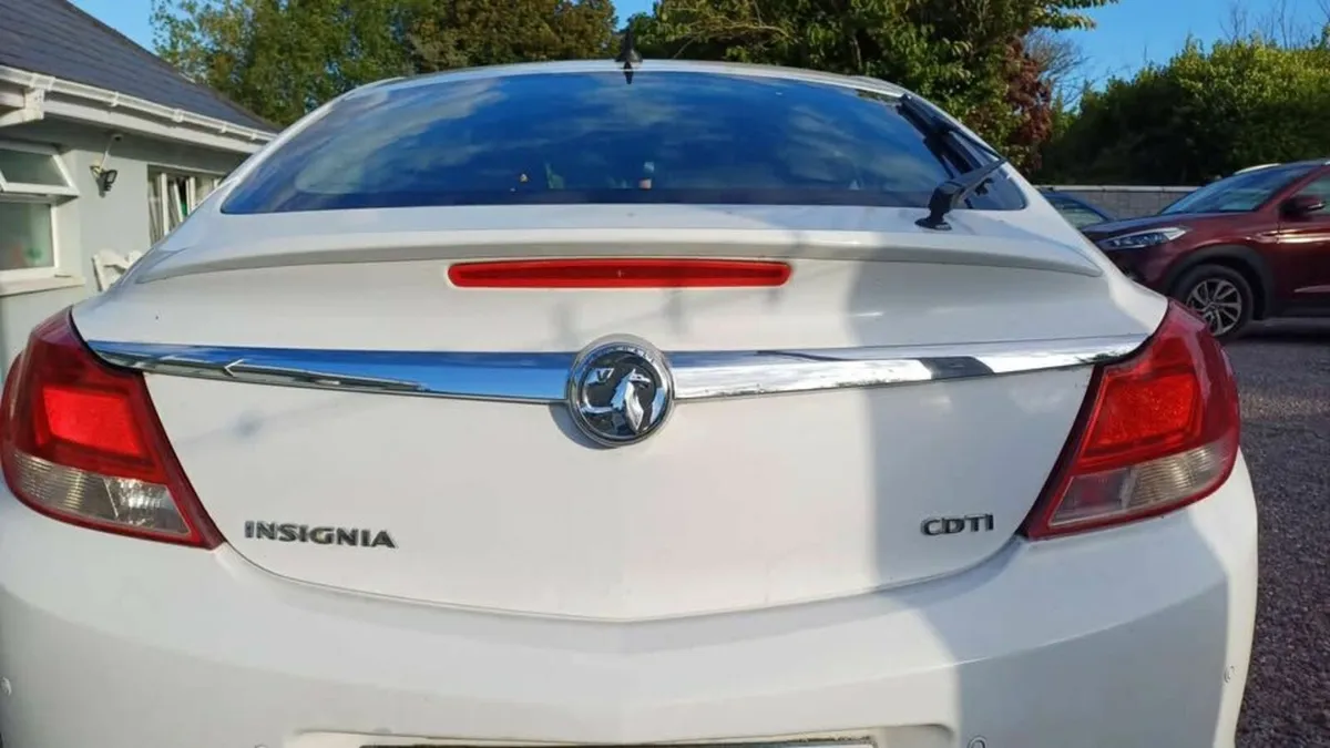 Vauxhall Insignia 2012 - Image 3