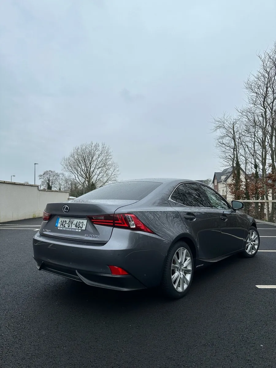 Lexus IS300H New Nct + Road Tax - Image 4