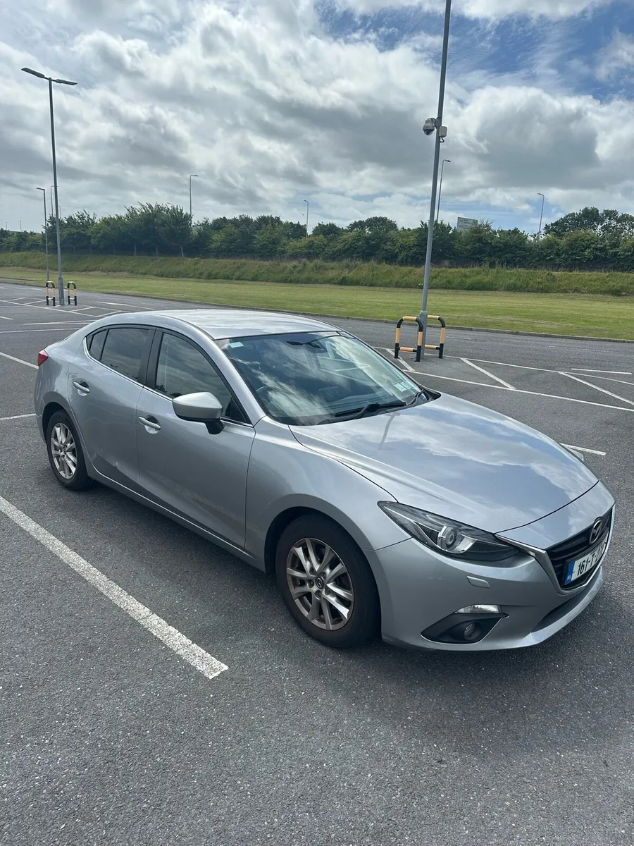 Mazda 3 2.2D Executive SE - Image 1