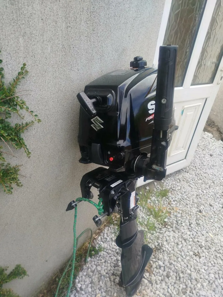 Suzuki 4 HP Outboard - Image 1