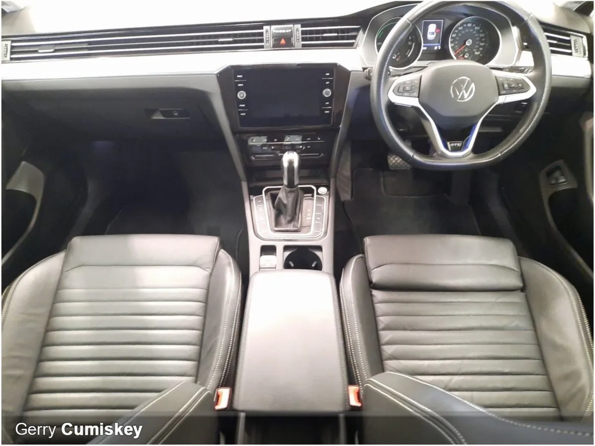 Volkswagen Passat Passat GTE TSI Phev - Image 2