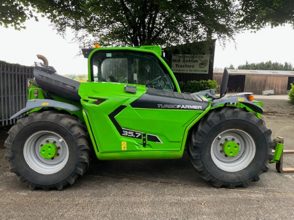 2022 MERLO TF 35.7-140 Telehandler - Image 1