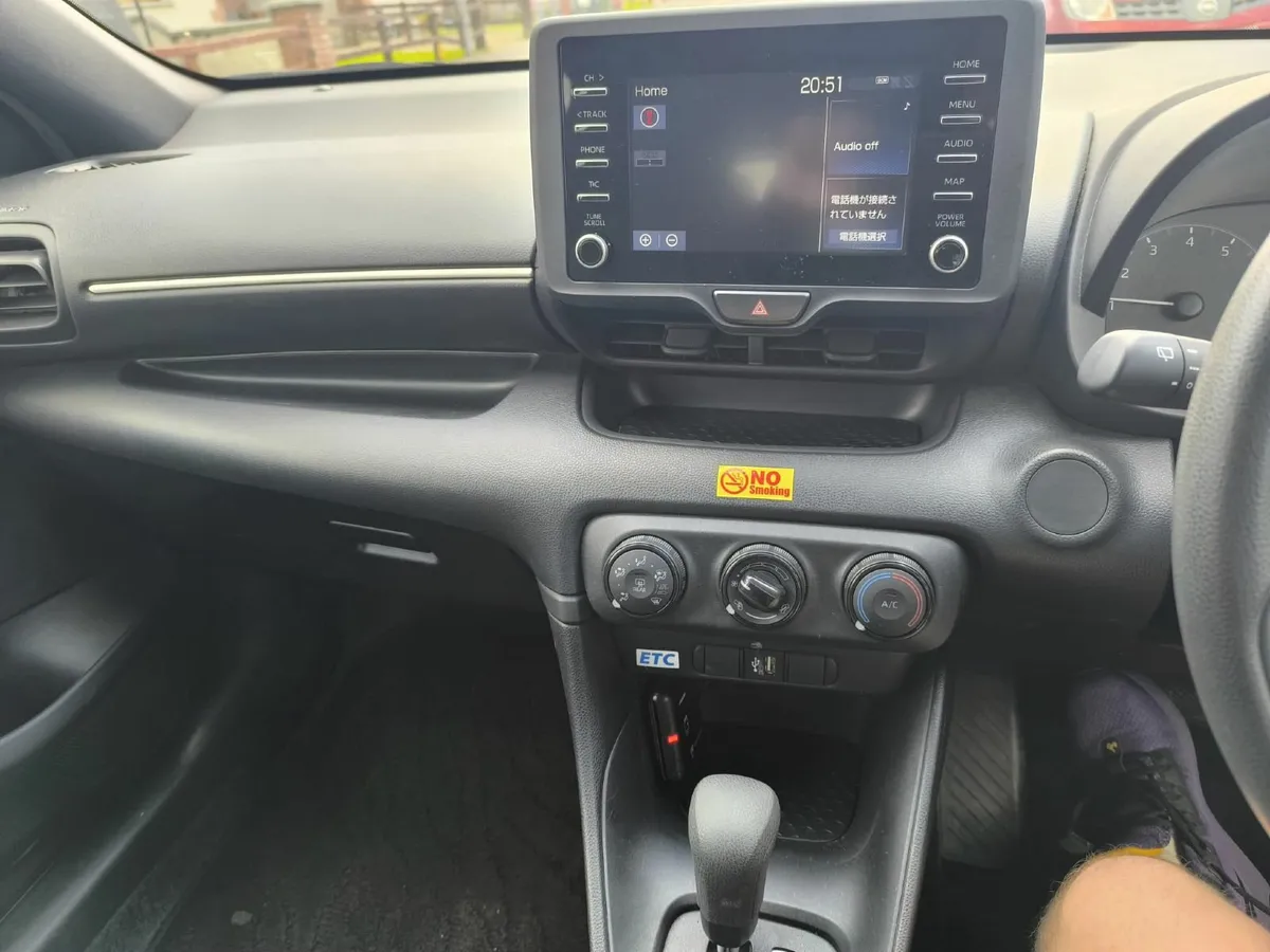 Toyota yaris 1.0 petrol (avtomat) - Image 4