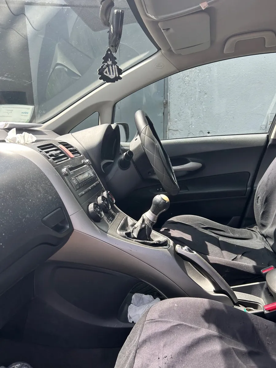 2008 Toyota auris D4D nct and taxed august 25 - Image 3