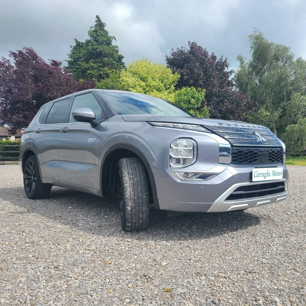 2022 Mitsubishi Outlander PHEV | Plug-In Hybrid - Image 3
