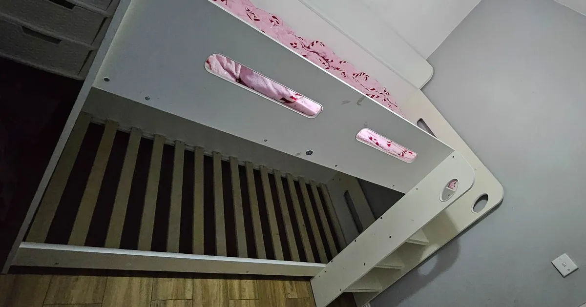 Bunk bed on sale - Image 1