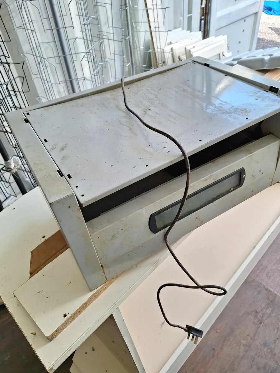 Kitchen Units - Image 4