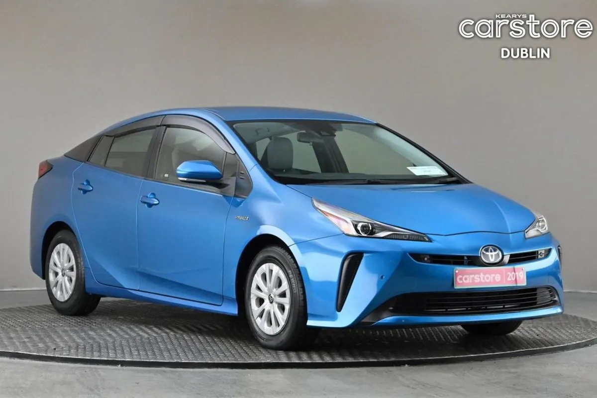 Toyota Prius 1.8 Hybrid Face Lift Model 2tone Int - Image 1