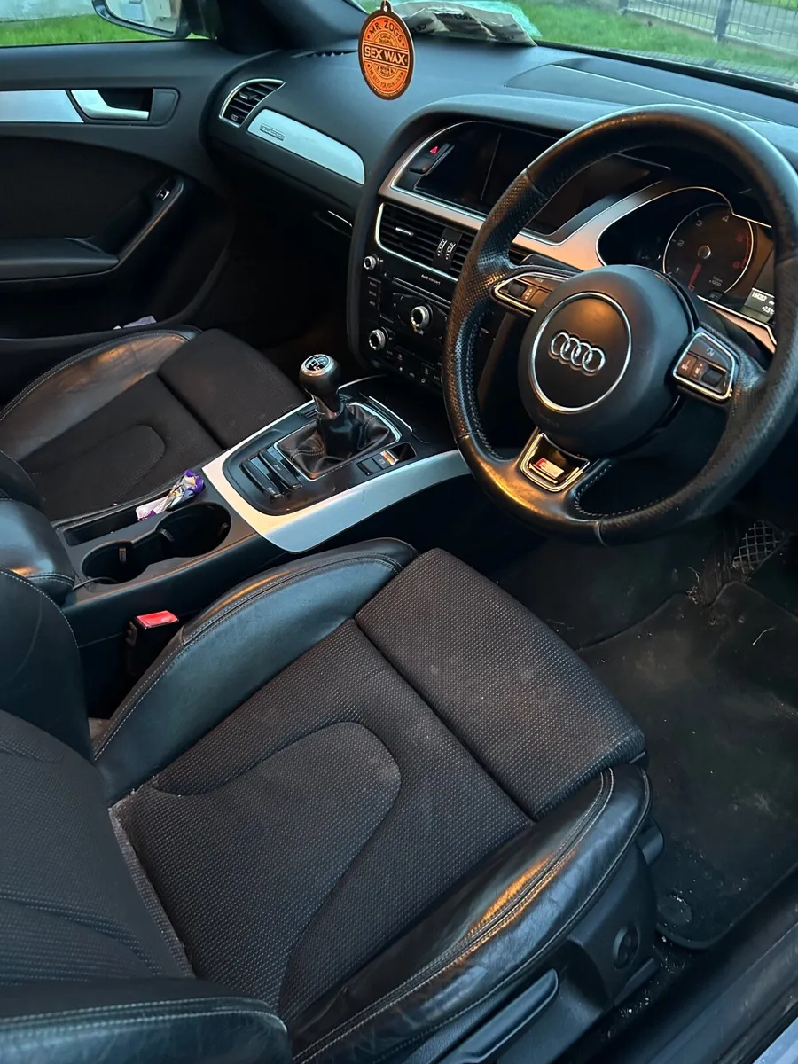 Audi A4 S-LINE QUATTRO 2012 - Image 4