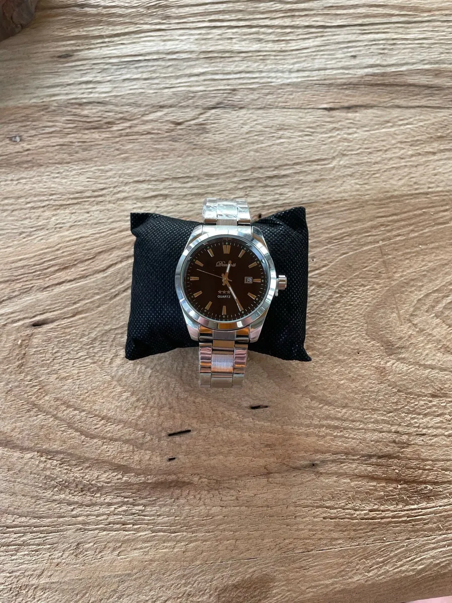 Silver watch - Image 1